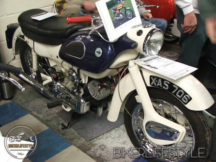 motorcycle-mechanic014