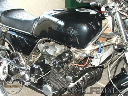 motorcycle-mechanic033