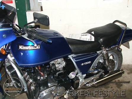 motorcycle-mechanic052