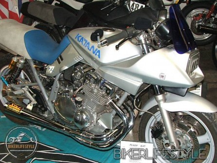 motorcycle-mechanic056