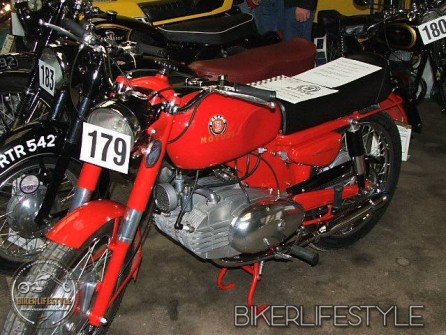motorcycle-mechanic057