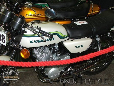 motorcycle-mechanic072